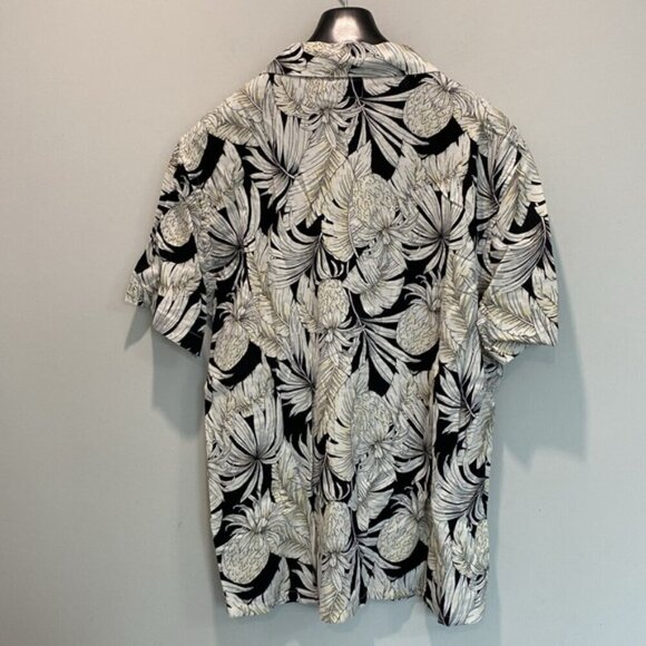 Old Navy Classic Fit Everyday Palm Leaf Shirt Size XL - Picture 3 of 9